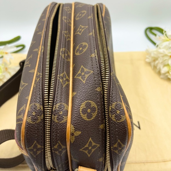 Louis Vuitton Monogram Reporter - Picture 4 of 13